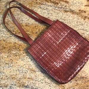 VINTAGE Basket Weave Fossil Purse